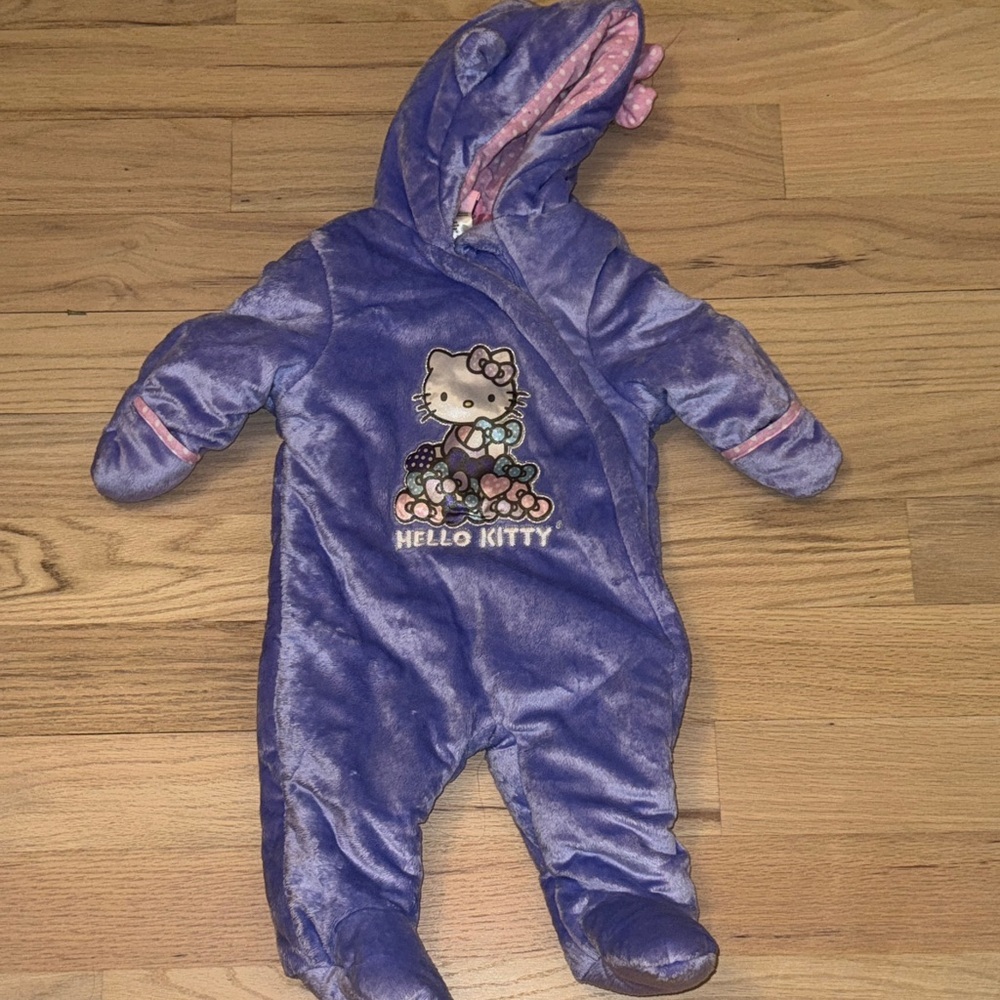 Hello Kitty Plush Purple Footie